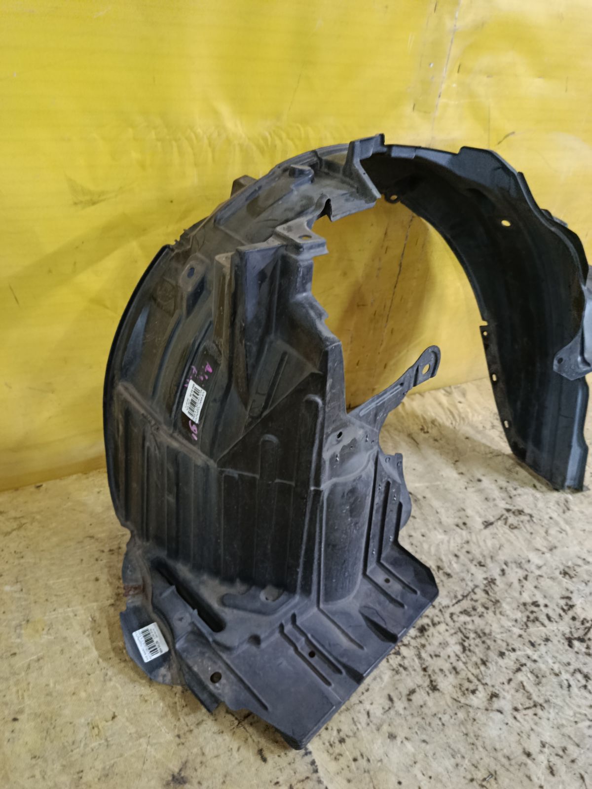 Подкрылок 63842-CT00A на Nissan March AK12 CR12DE Фото 2