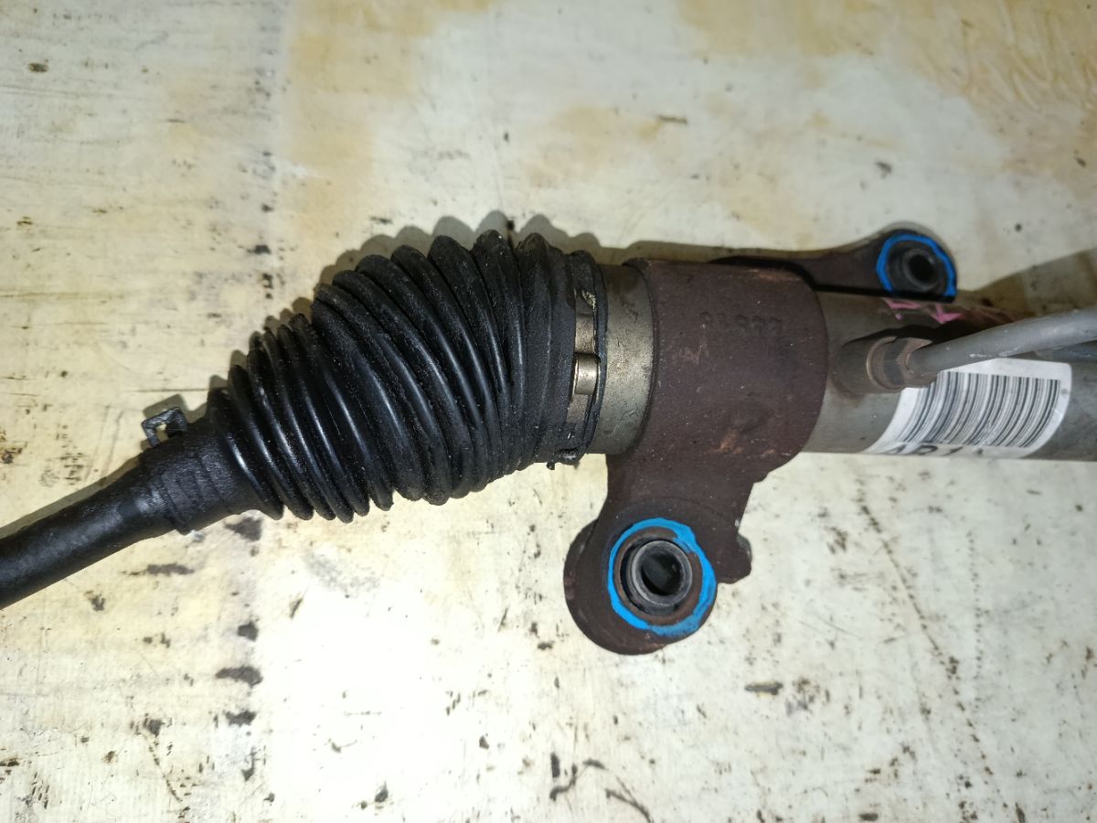 Рулевая рейка на Toyota Voxy AZR60G 1AZ-FSE Фото 10