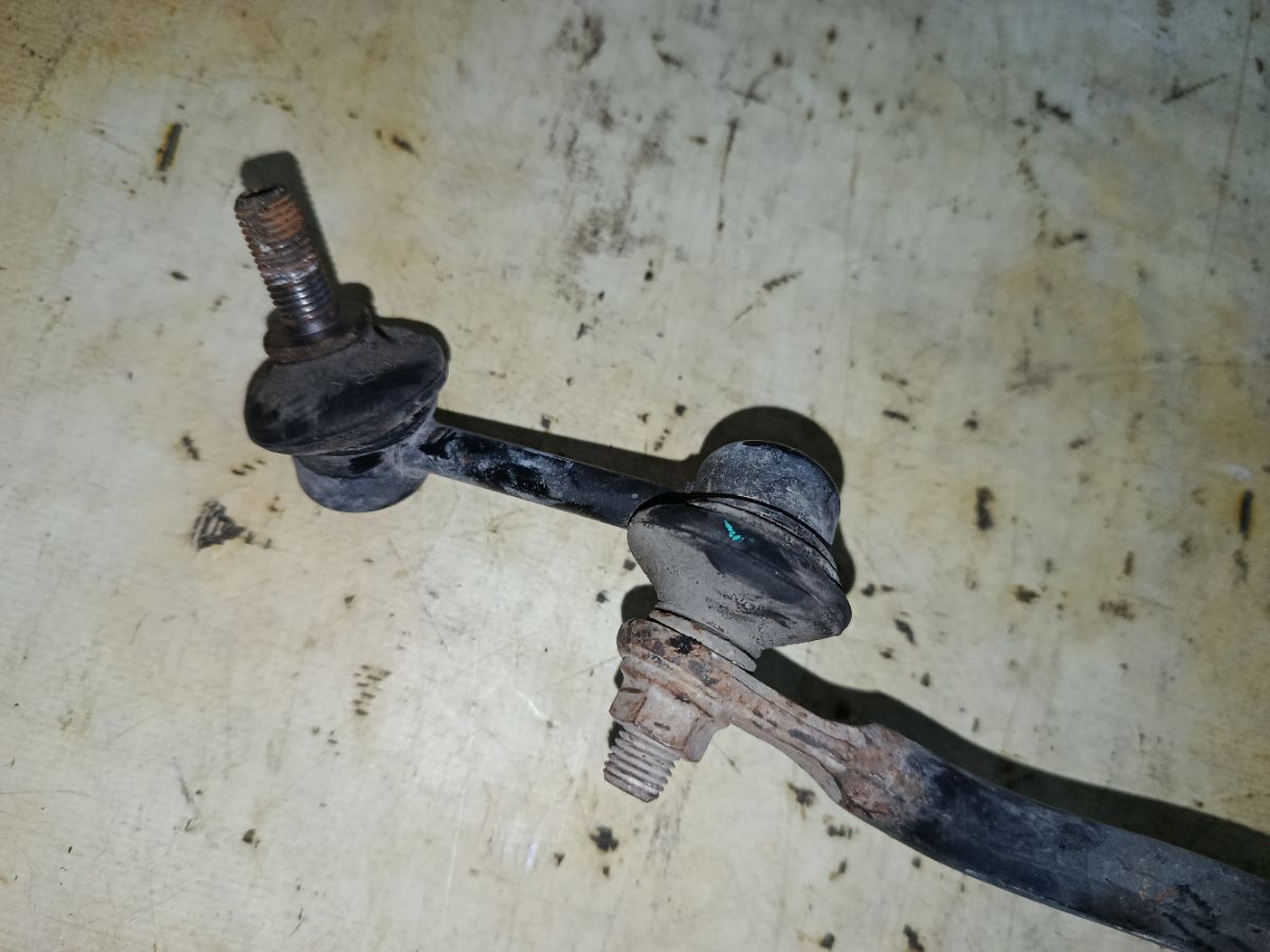 Стабилизатор на Honda Stream RN6 R18A Фото 5