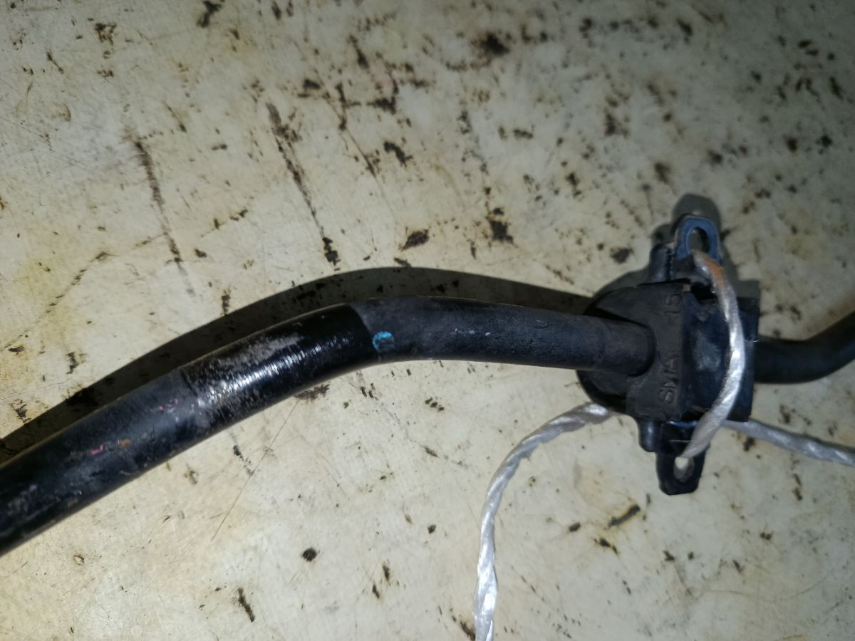 Стабилизатор на Honda Stream RN6 R18A Фото 4