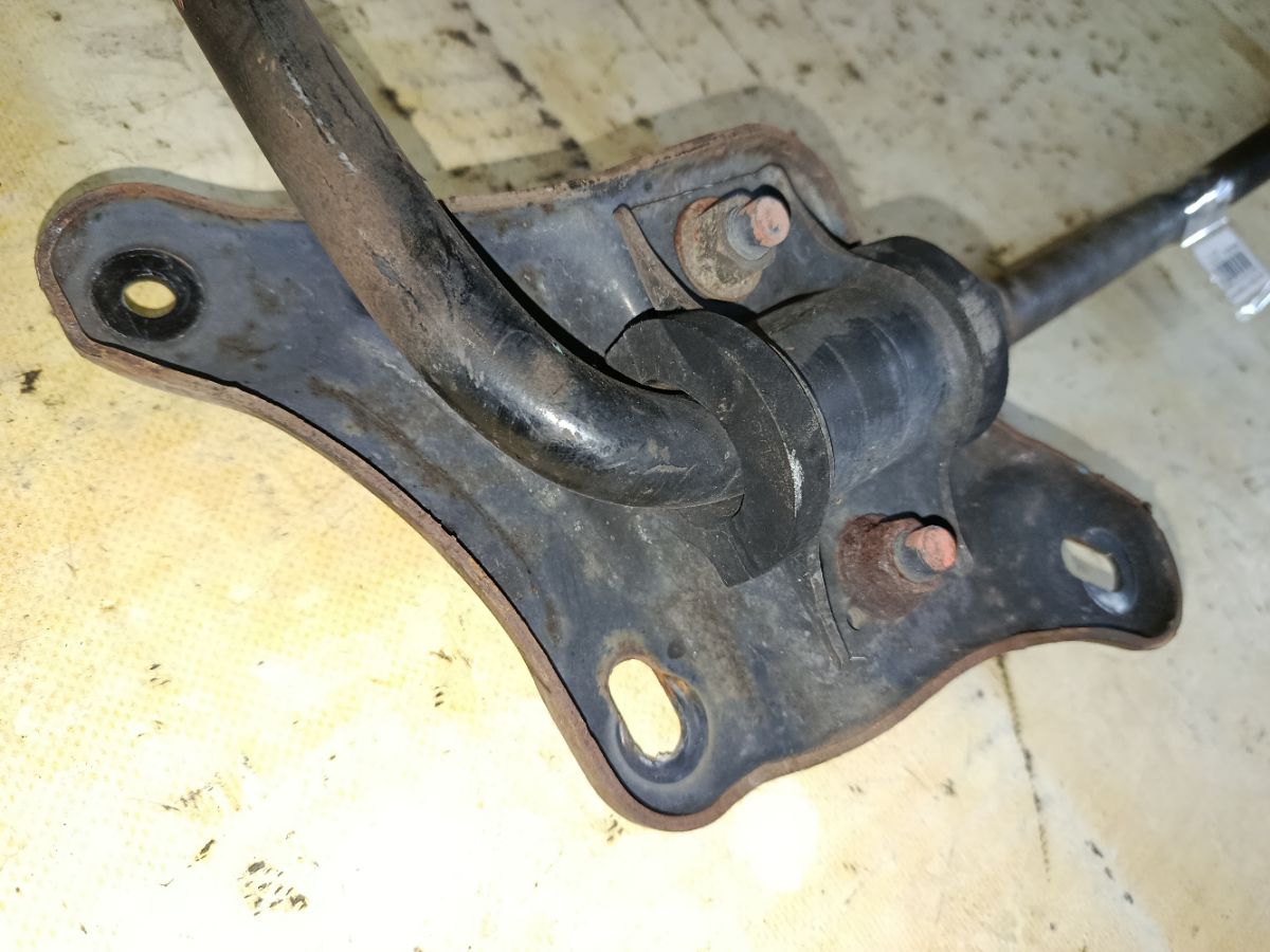 Стабилизатор на Mazda Demio DW3W B3 Фото 4