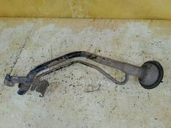 Заливная горловина топливного бака на Nissan Sunny FB15 QG15DE