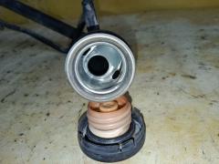 Заливная горловина топливного бака 77201-44191 на Toyota Isis ZNM10W 1ZZ-FE Фото 4