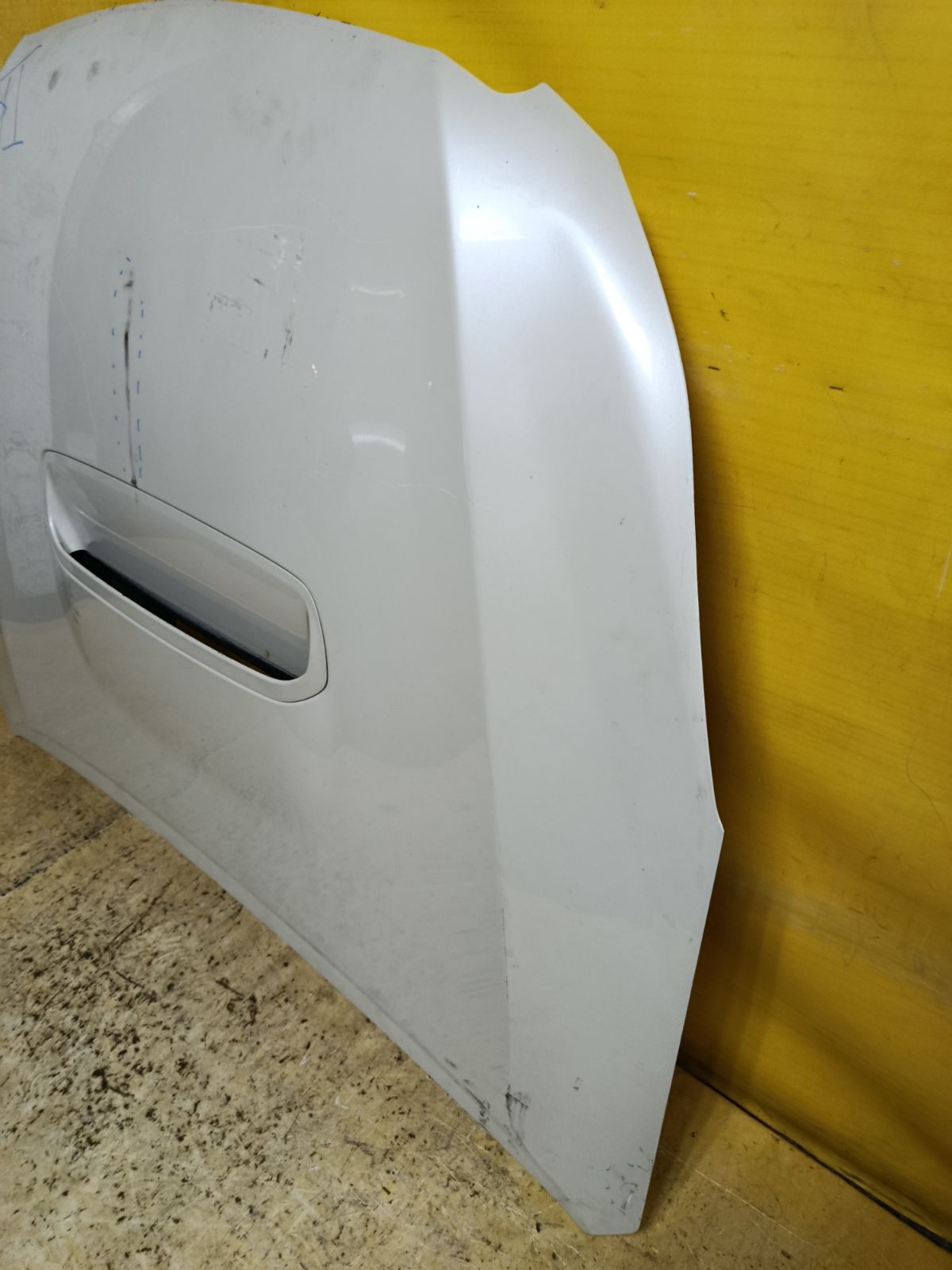 Капот на Subaru Legacy BM9 Фото 5