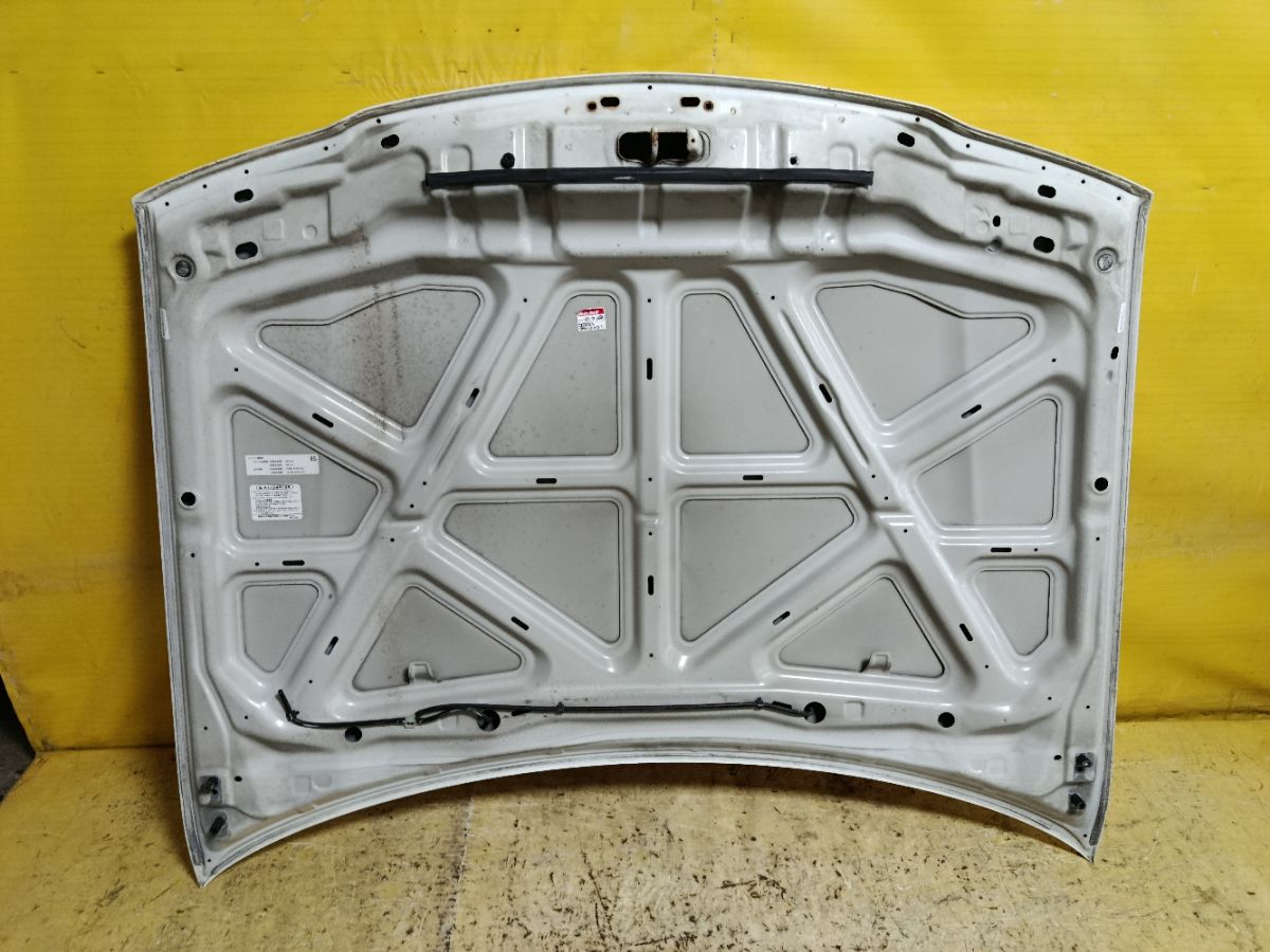 Капот F51004M4CM на Nissan Sunny FNB15 Фото 4