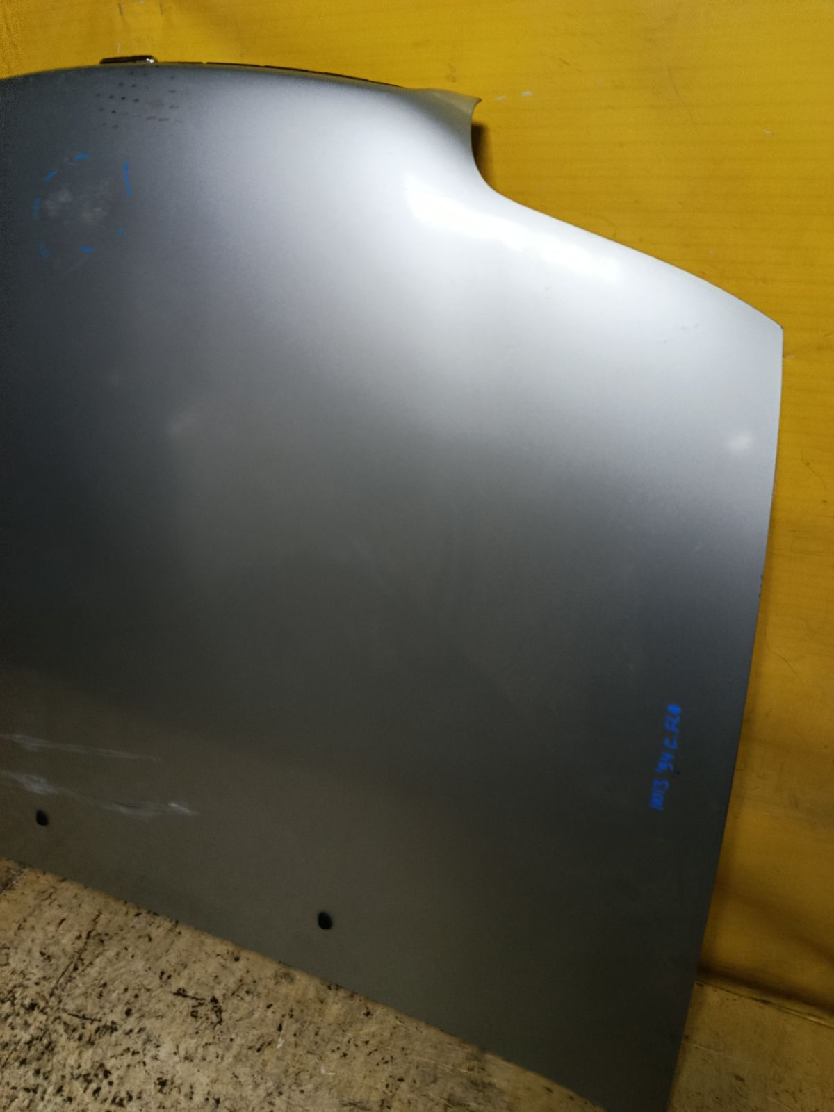 Капот на Nissan Bluebird HU13 Фото 4