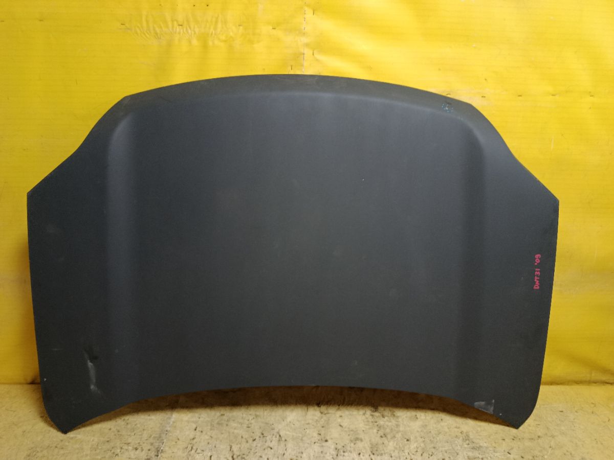 Капот на Nissan X-Trail DNT31 Фото 1