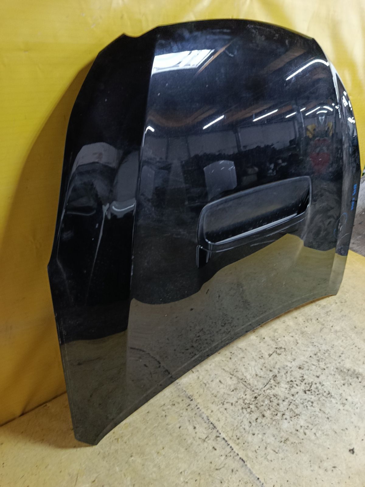 Капот на Subaru Legacy BM9 Фото 2