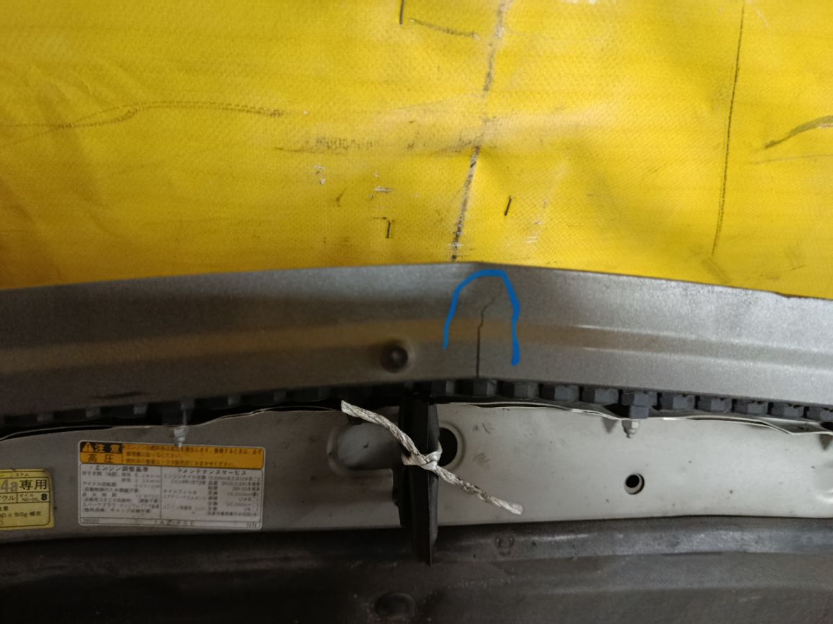 Капот на Toyota Opa ZCT15 Фото 9