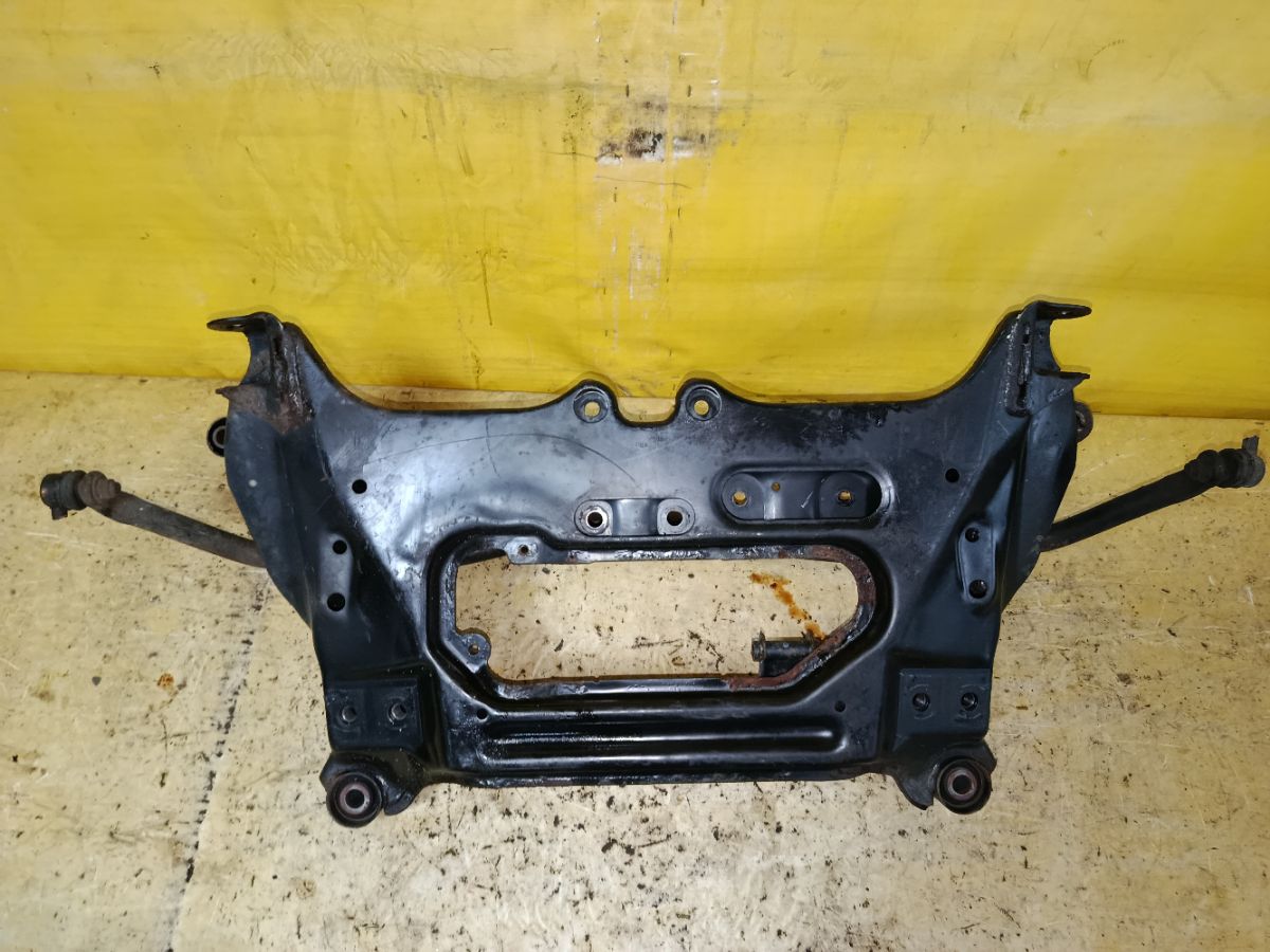 Балка под ДВС на Nissan X-Trail NT30 QR20DE Фото 4