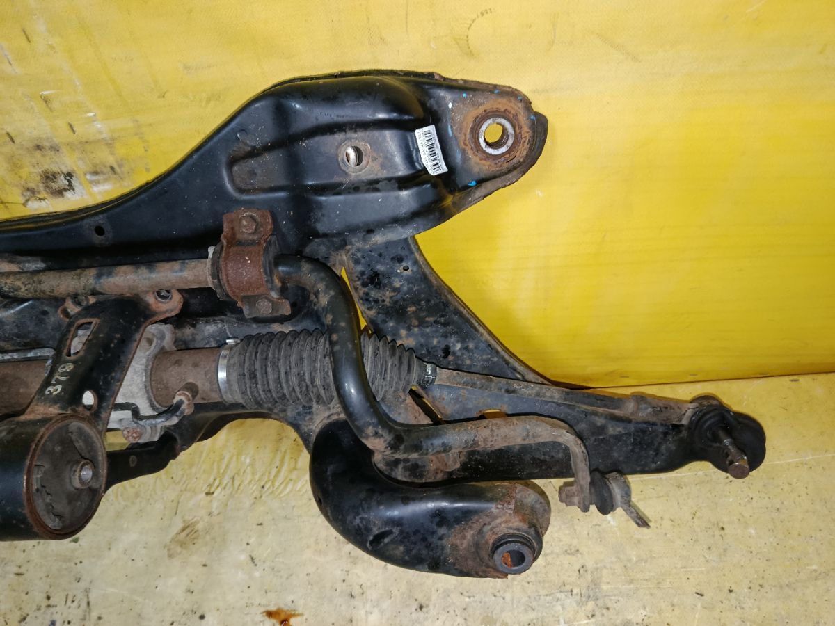 Балка под ДВС на Mitsubishi Grandis NA4W 4G69 Фото 3