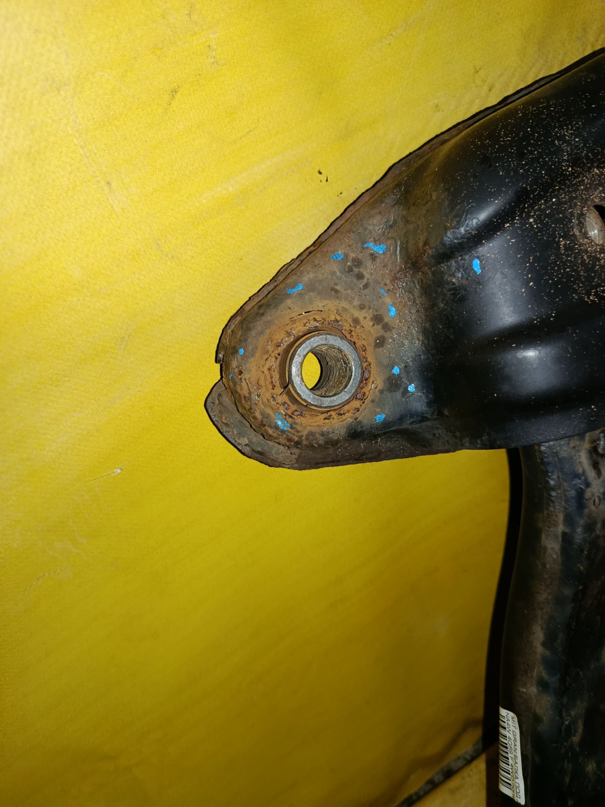 Балка под ДВС на Mitsubishi Grandis NA4W 4G69 Фото 4