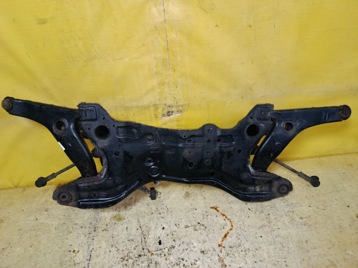 Балка под ДВС на Mitsubishi Grandis NA4W 4G69 Фото 8