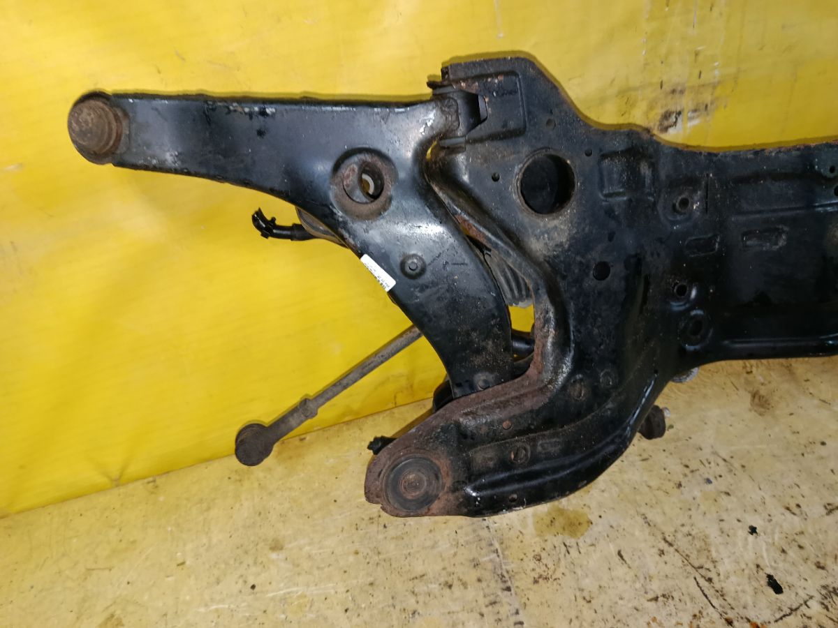 Балка под ДВС на Mitsubishi Grandis NA4W 4G69 Фото 9