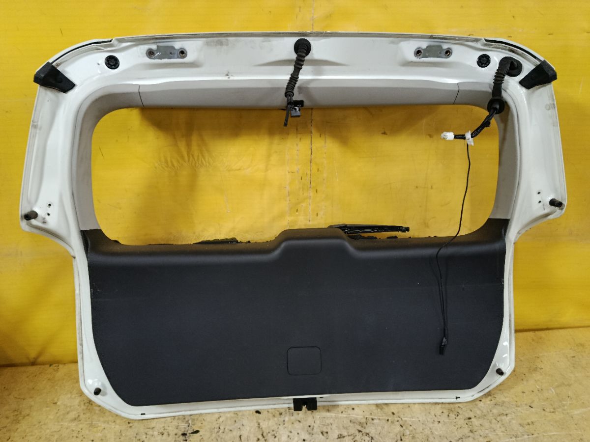 Дверь задняя на Toyota Wish ZNE10G Фото 6