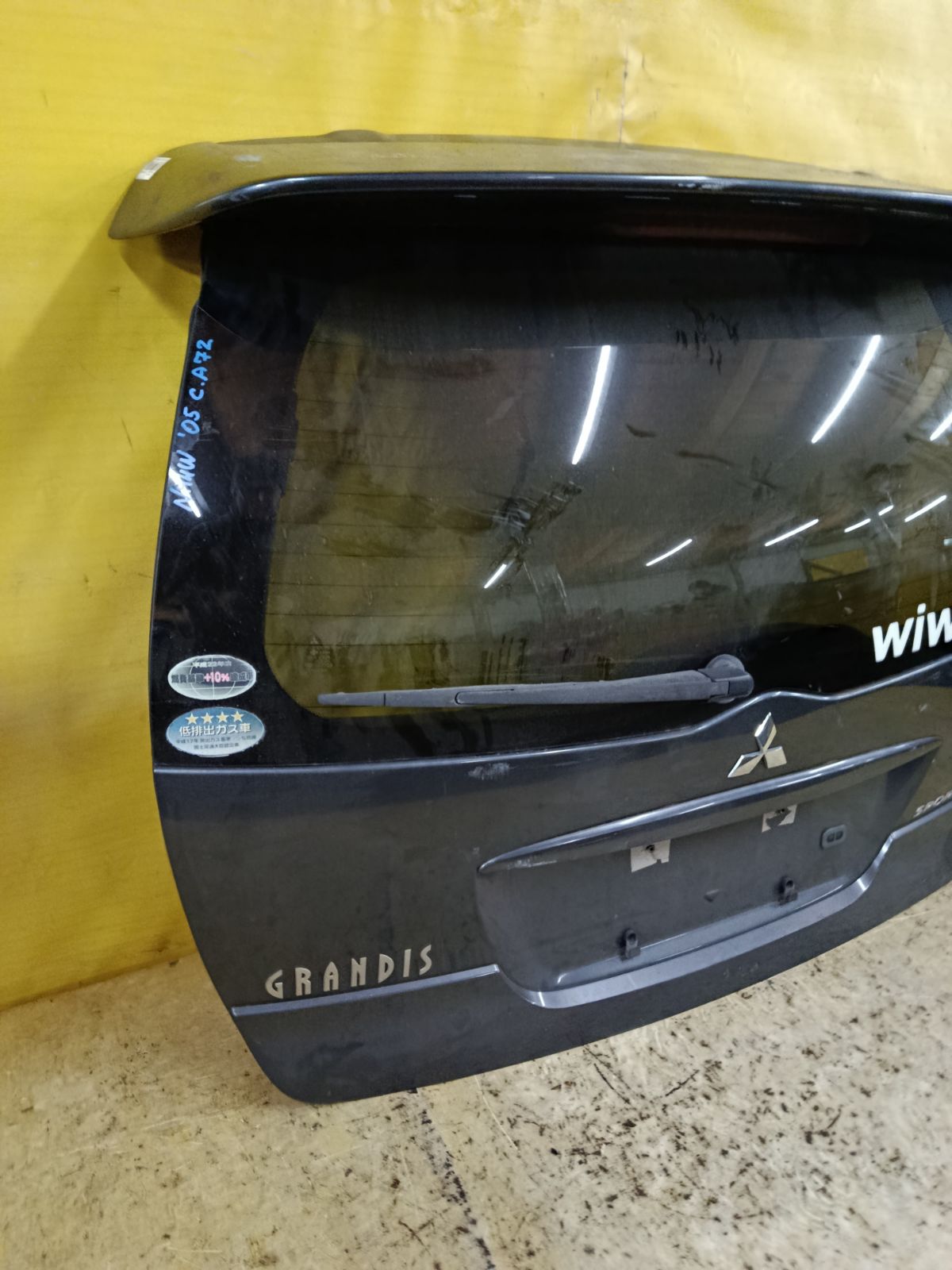 Дверь задняя на Mitsubishi Grandis NA4W Фото 4