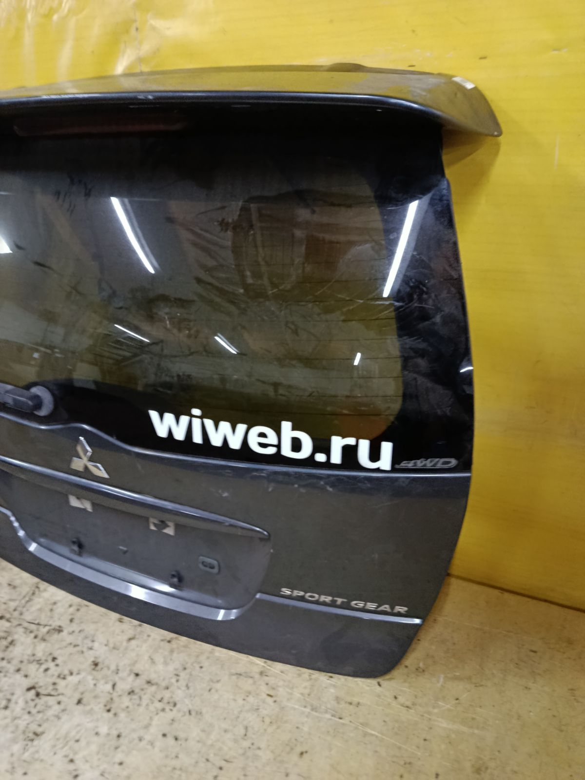 Дверь задняя на Mitsubishi Grandis NA4W Фото 5