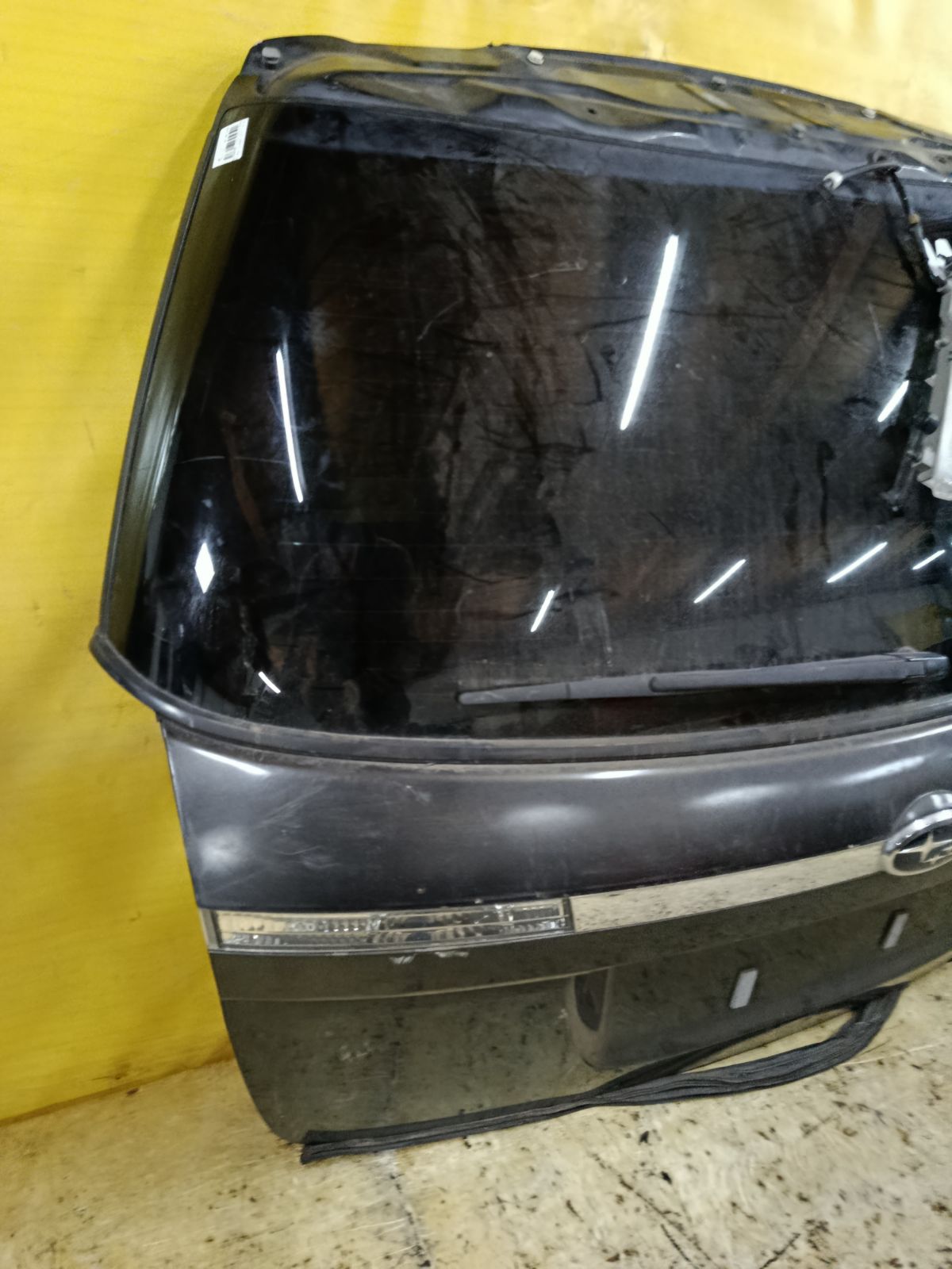 Дверь задняя VC02-1011 VC02-1011 на Subaru Legacy Wagon BP5 Фото 4