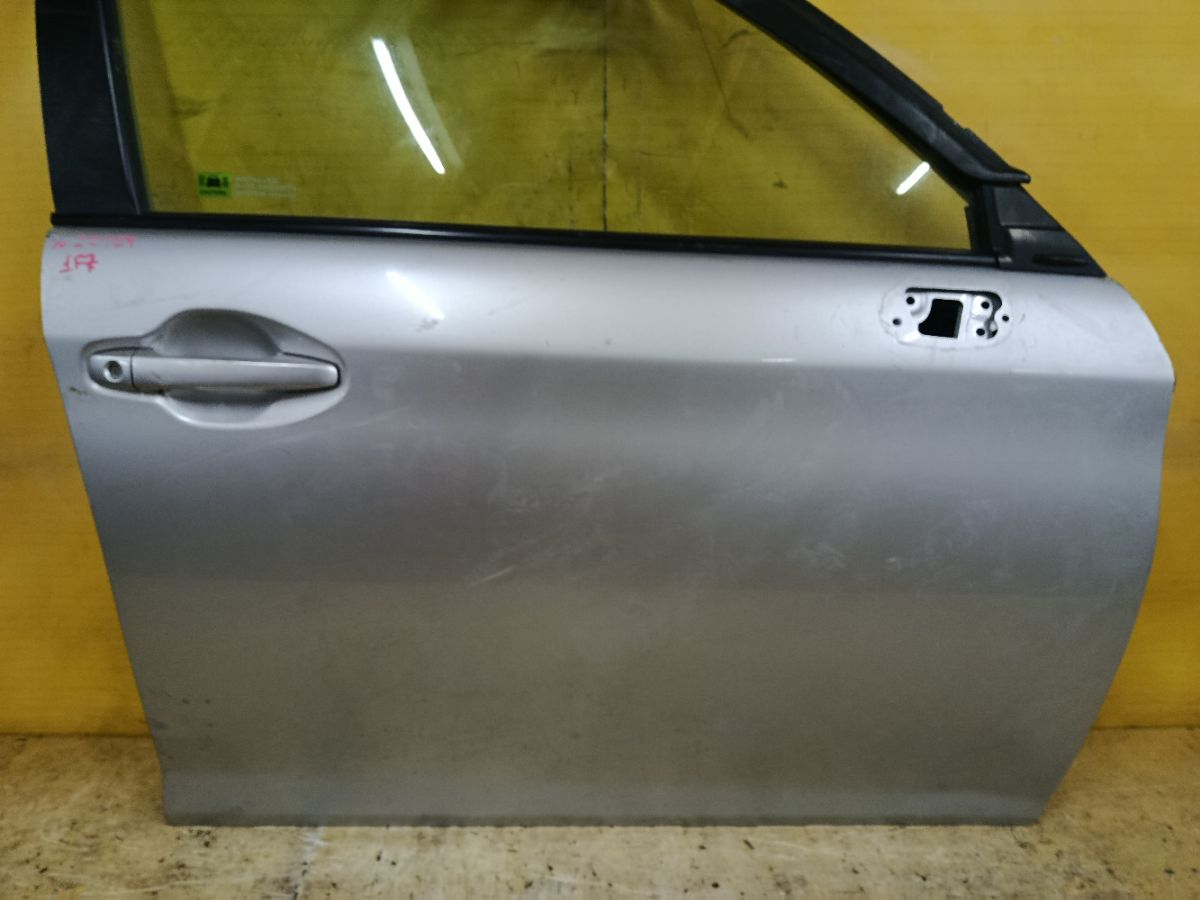 Дверь боковая на Toyota Corolla Axio NZE164 Фото 2