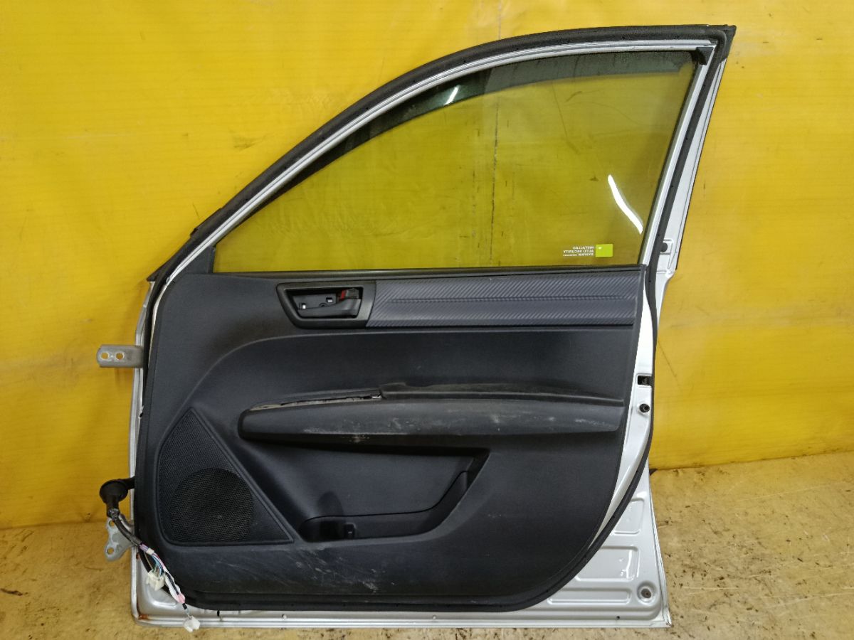 Дверь боковая на Toyota Corolla Axio NZE164 Фото 5