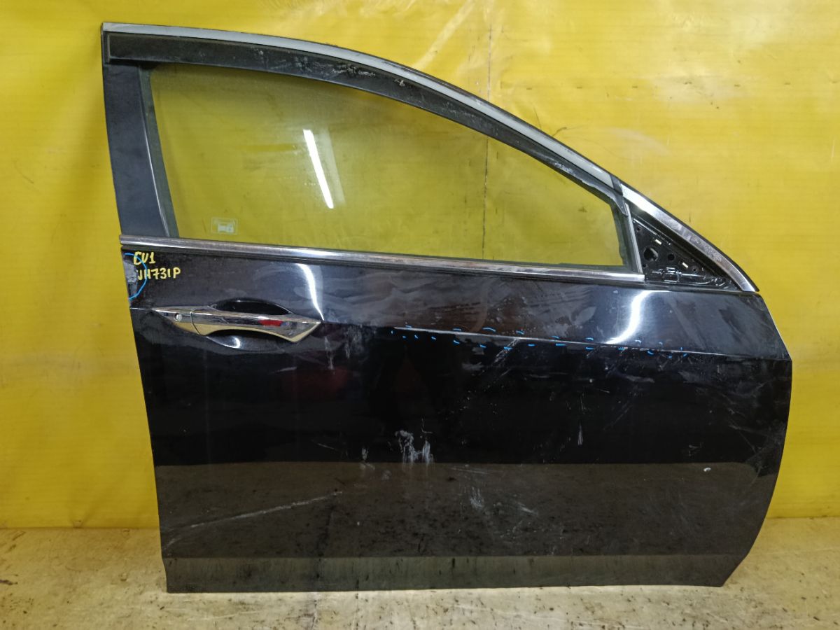 Дверь боковая на Honda Accord CU1 Фото 1