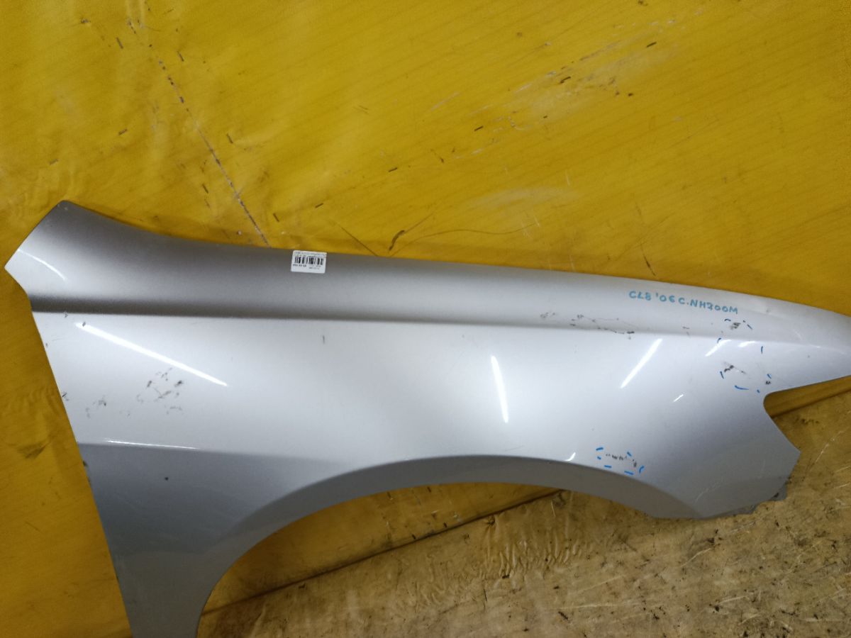 Крыло переднее на Honda Accord CL8 Фото 5