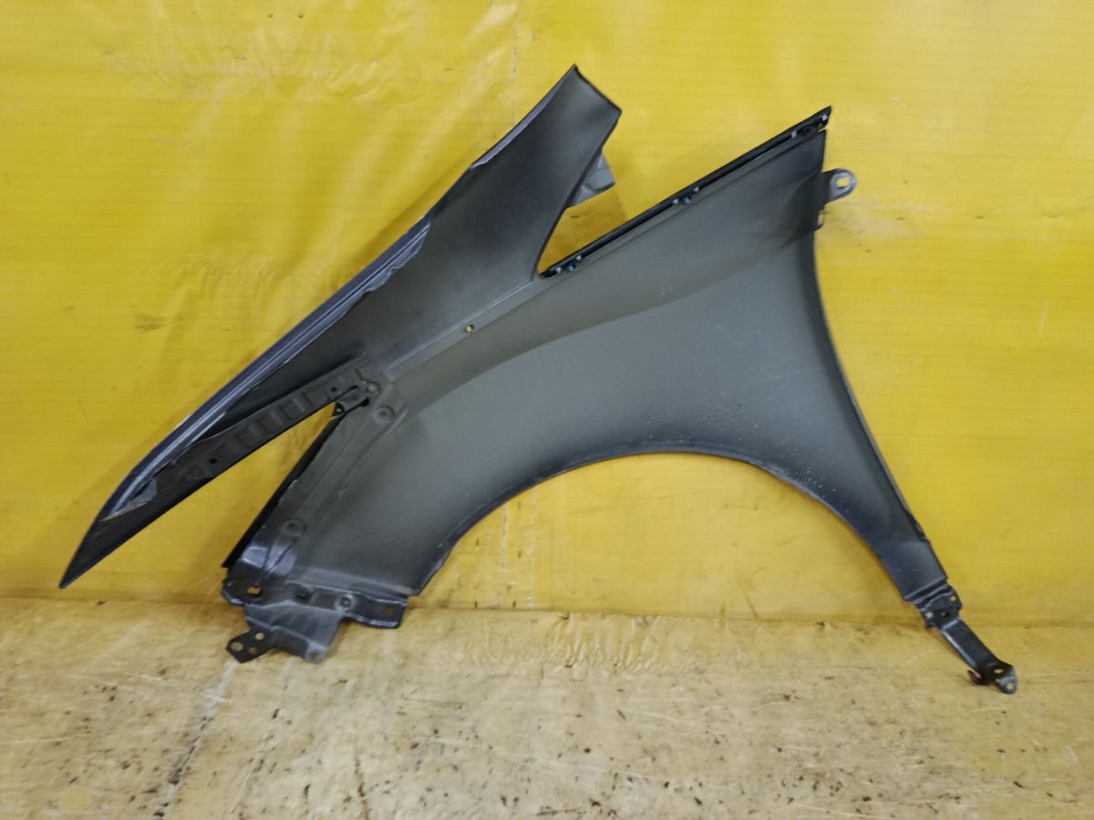 Крыло переднее на Honda Odyssey RC2 Фото 5