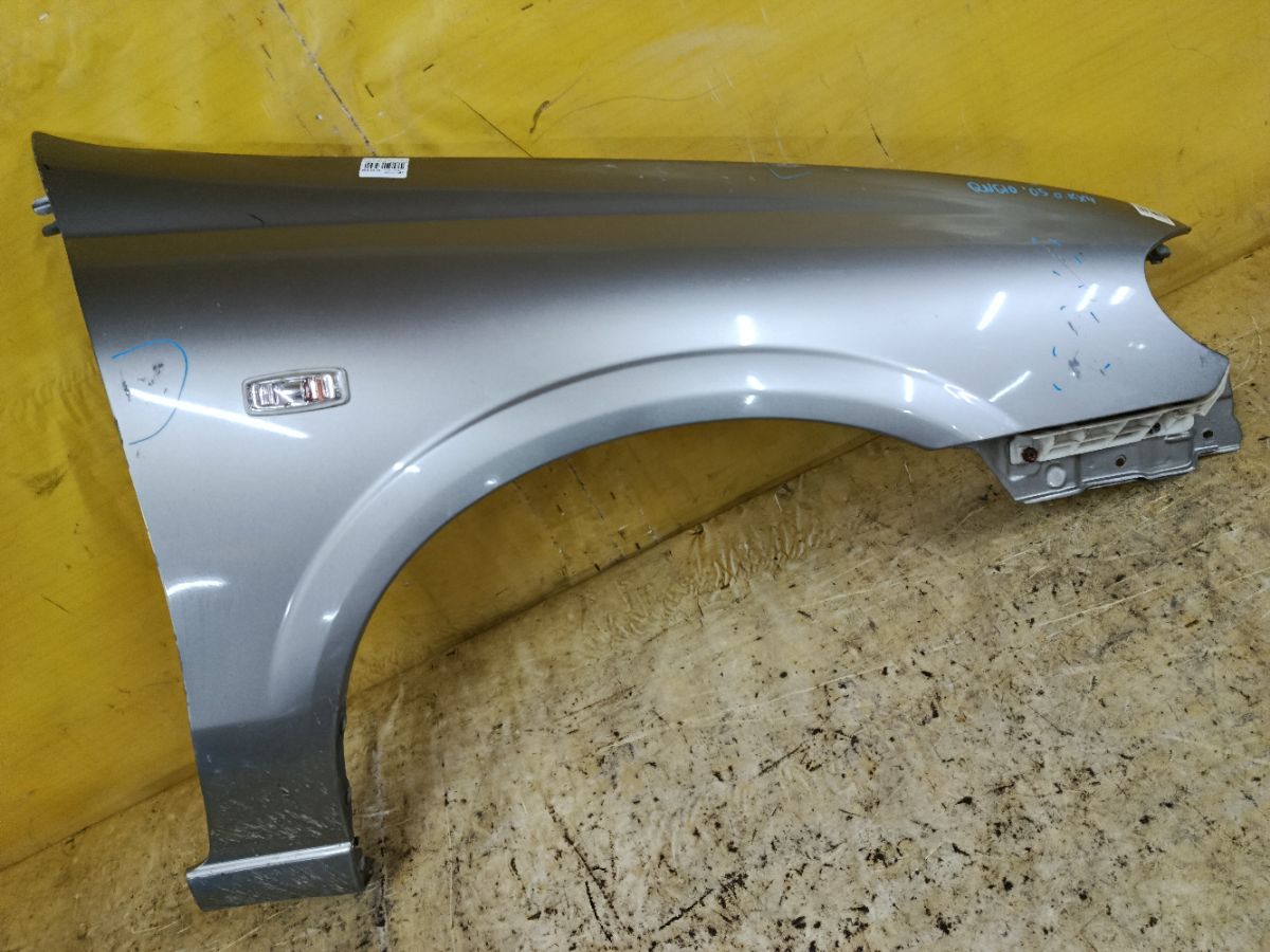 Крыло переднее на Nissan Bluebird Sylphy QNG10 Фото 1