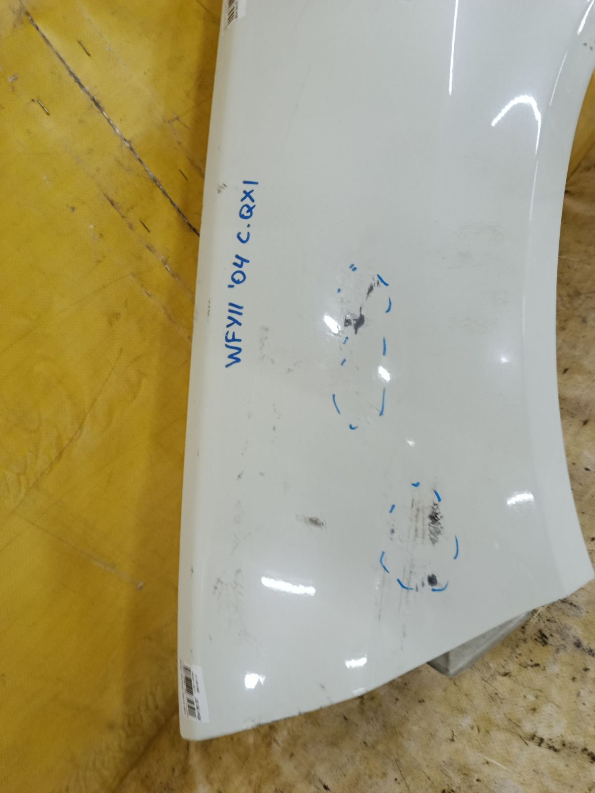 Крыло переднее на Nissan Wingroad WFY11 Фото 2