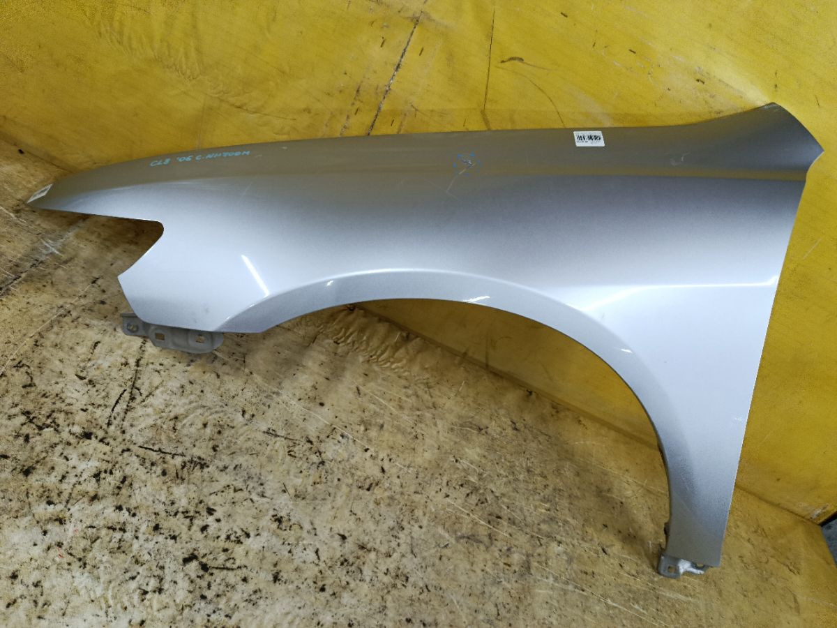 Крыло переднее на Honda Accord CL8 Фото 1