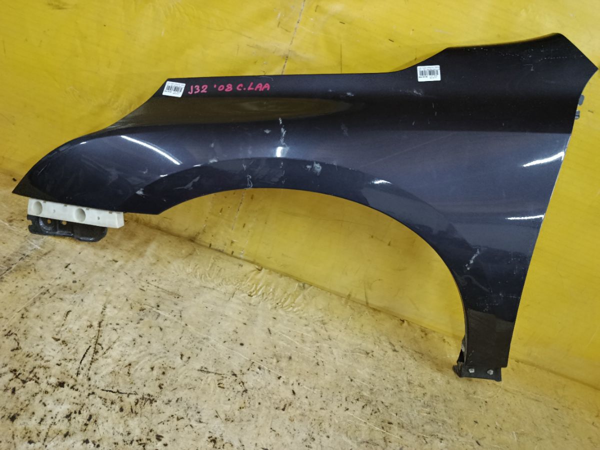 Крыло переднее на Nissan Teana J32 Фото 1