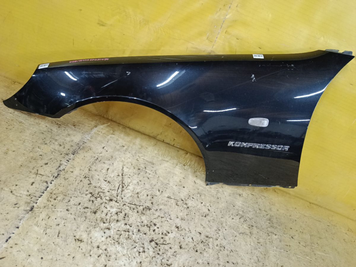 Крыло переднее на Mercedes-Benz Slk-Class R170.447 Фото 1