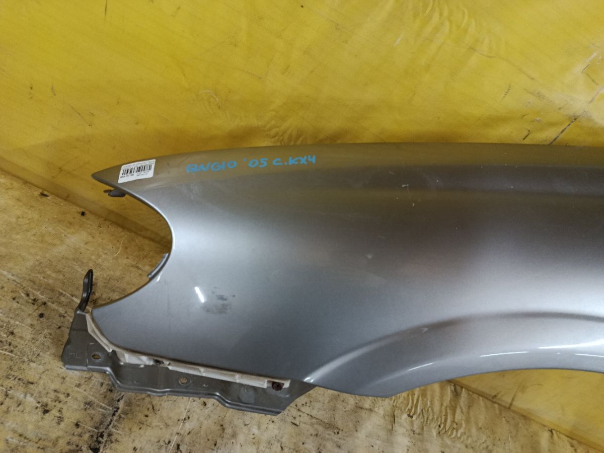 Крыло переднее на Nissan Bluebird Sylphy QNG10 Фото 2