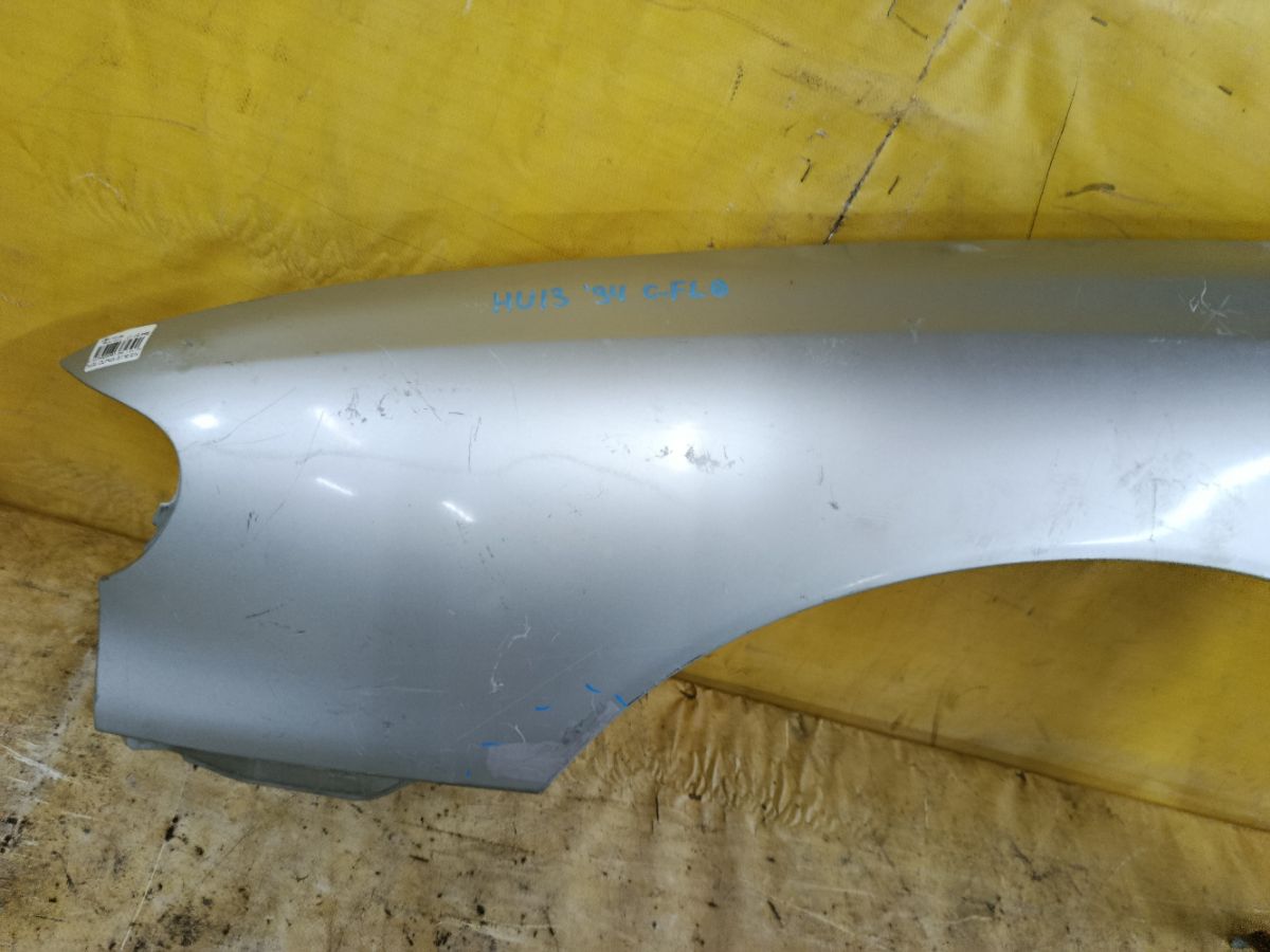 Крыло переднее на Nissan Bluebird HU13 Фото 2
