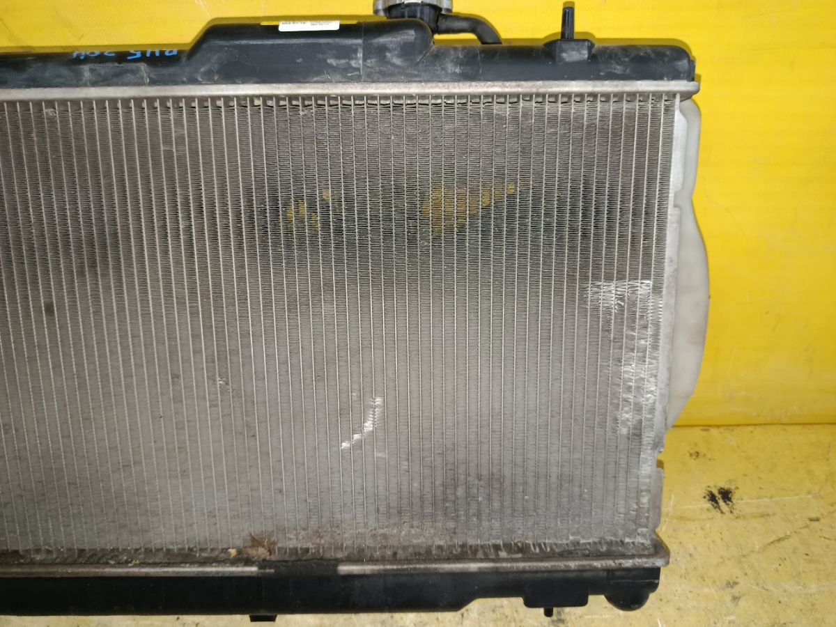Радиатор ДВС на Subaru Legacy Wagon BH5 EJ204 Фото 3
