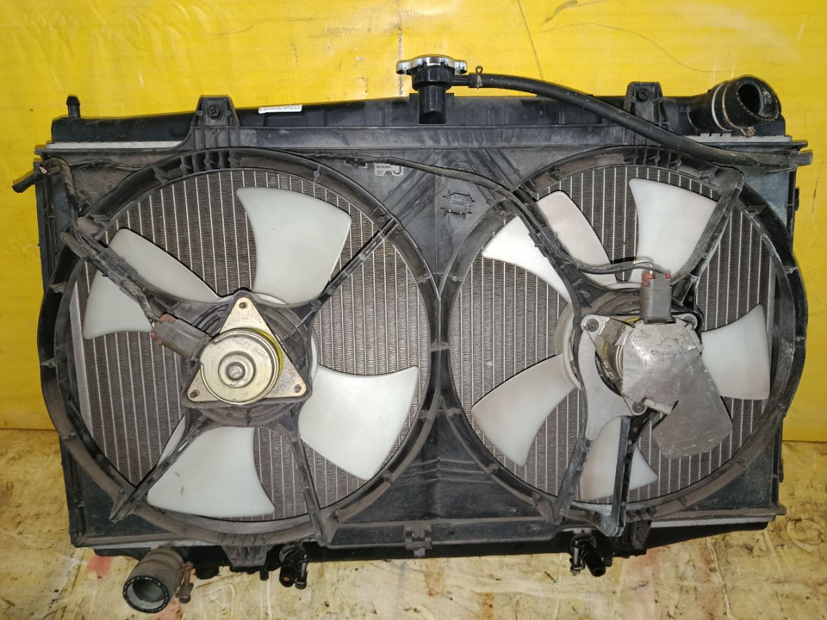 Радиатор ДВС на Nissan Bluebird HU13 SR20DE Фото 4