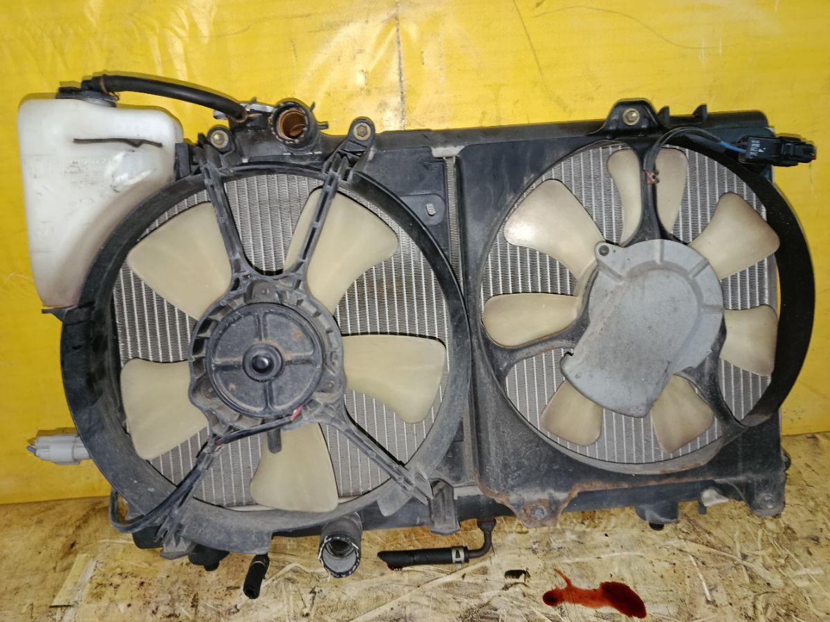 Радиатор ДВС на Toyota Raum EXZ15 5E-FE Фото 4