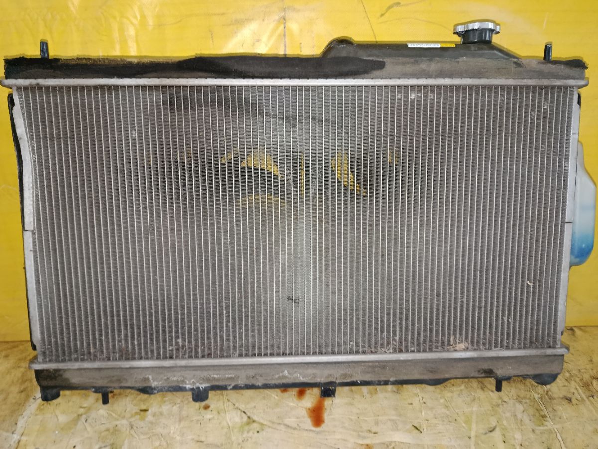 Радиатор ДВС на Subaru Legacy BM9 EJ255 Фото 1