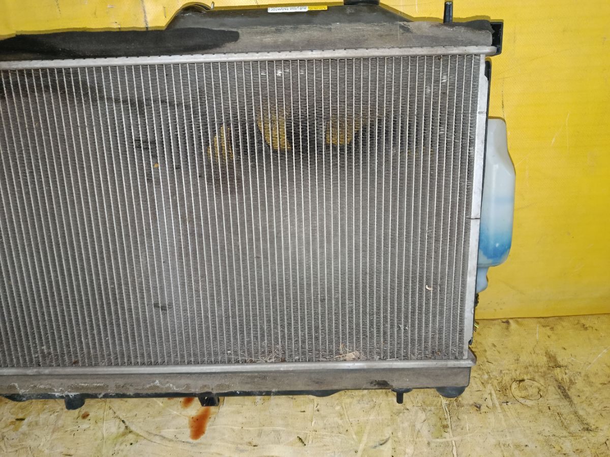 Радиатор ДВС на Subaru Legacy BM9 EJ255 Фото 3