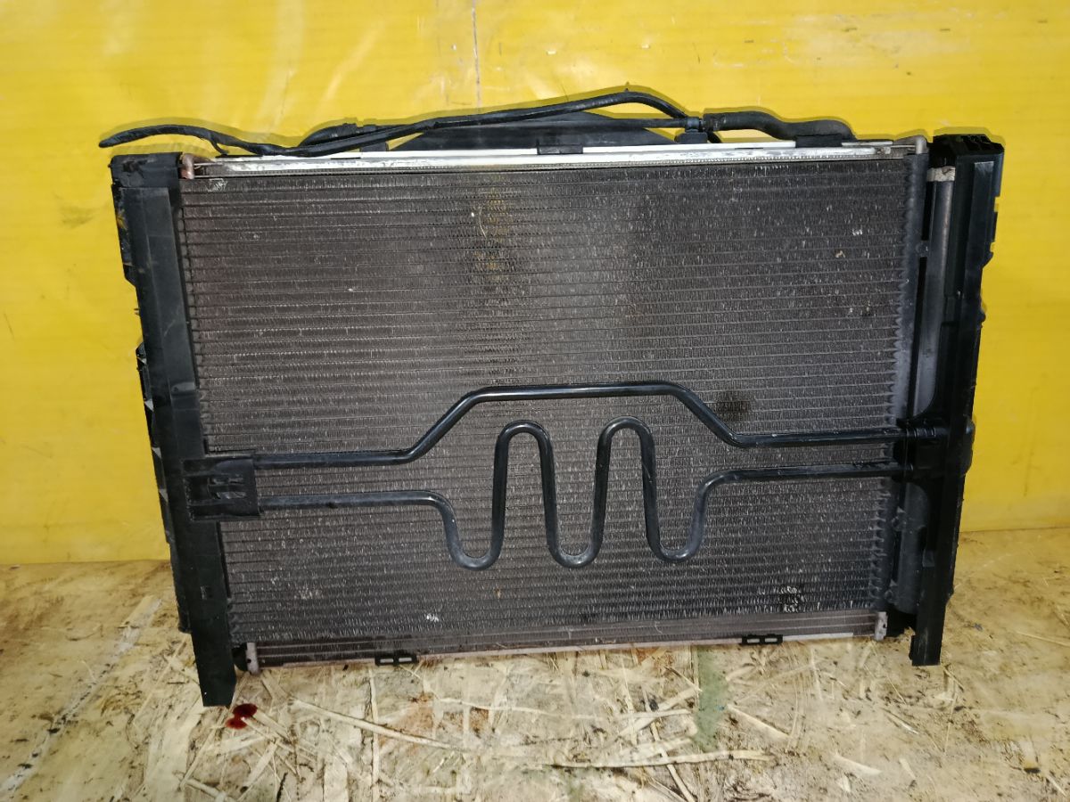 Радиатор ДВС 39442694, 6450920630001 на Bmw 3-Series E91-US72 N46B20BD Фото 1