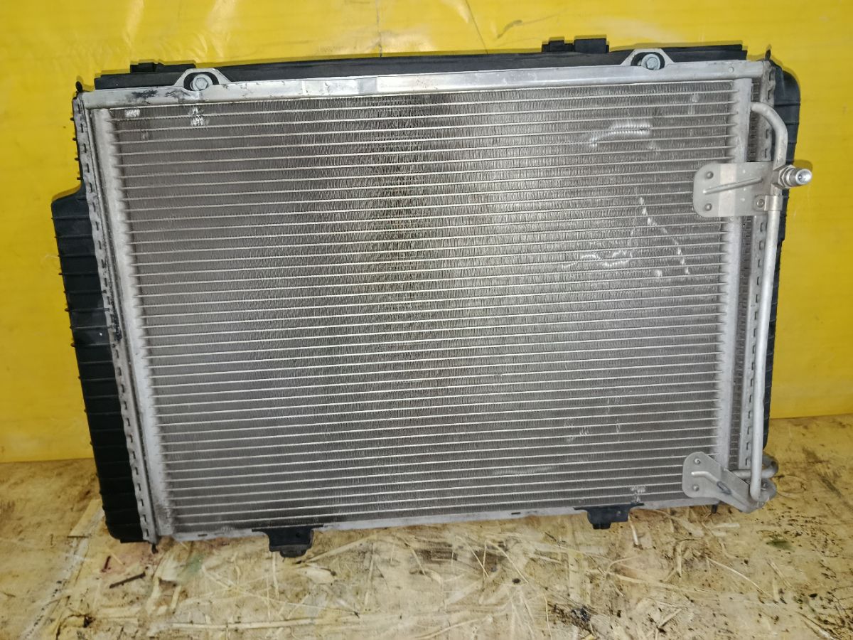 Радиатор ДВС A2025003203, 2025003203, 2025003703, 62749A, A2025003703, FX-036-7322, FX-036-7322A, TD-036-7322, TD-036-7322A на Mercedes-Benz Slk-Class R170.447 111.973 Фото 1