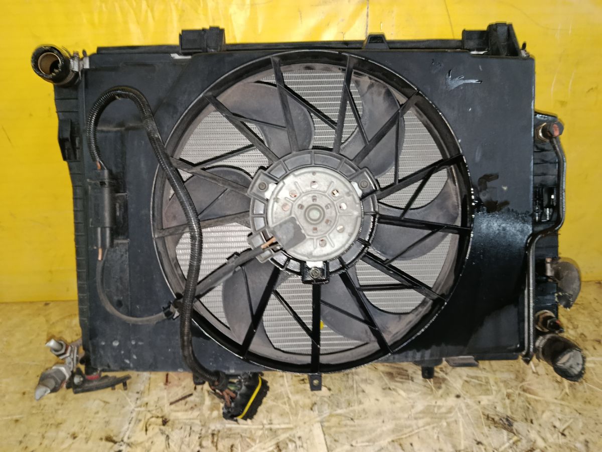 Радиатор ДВС A2025003203, 2025003203, 2025003703, 62749A, A2025003703, FX-036-7322, FX-036-7322A, TD-036-7322, TD-036-7322A на Mercedes-Benz Slk-Class R170.447 111.973 Фото 4