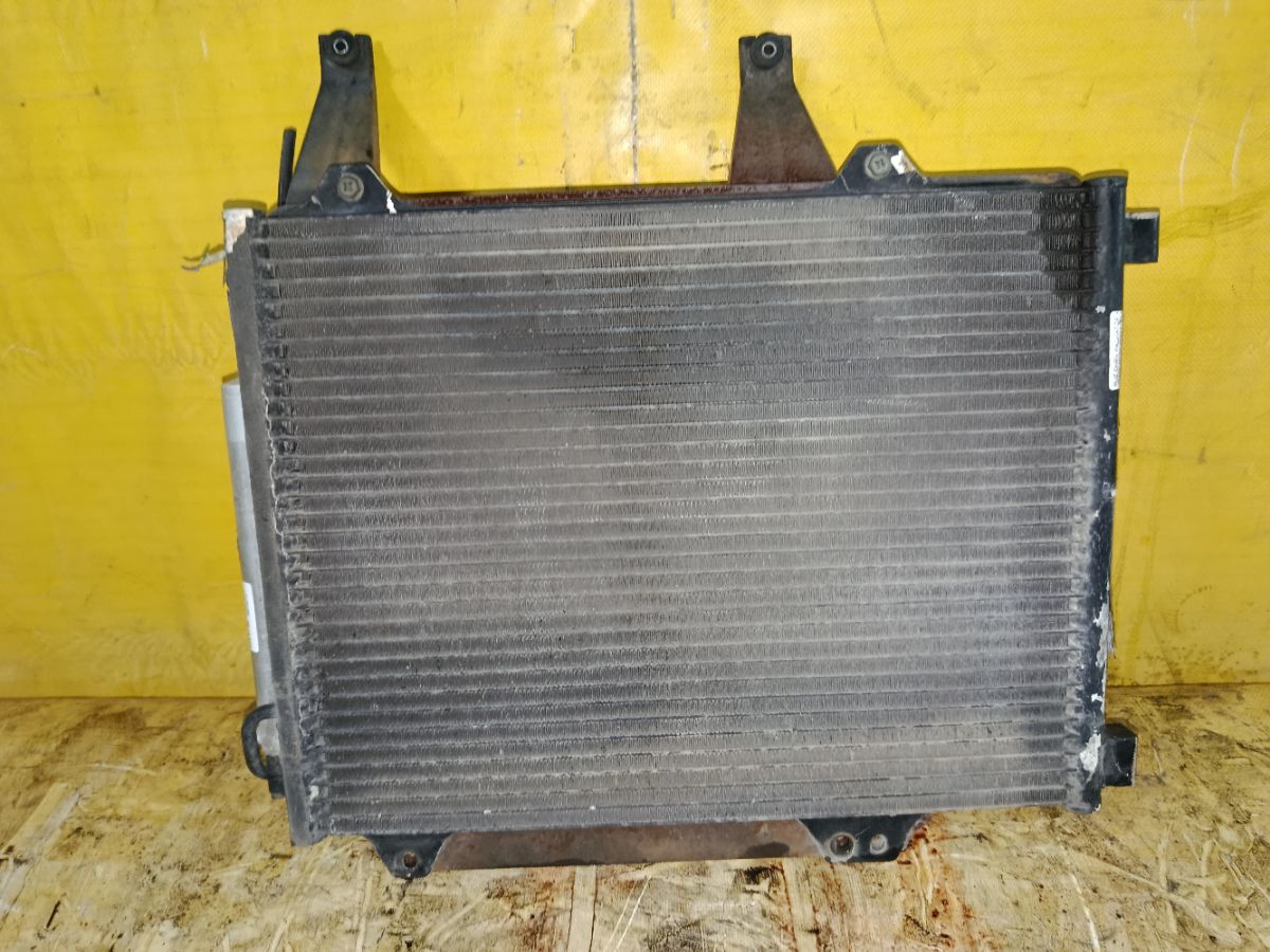 Радиатор кондиционера 95311-70H00 на Suzuki Chevrolet Cruze HR52S M13A Фото 1