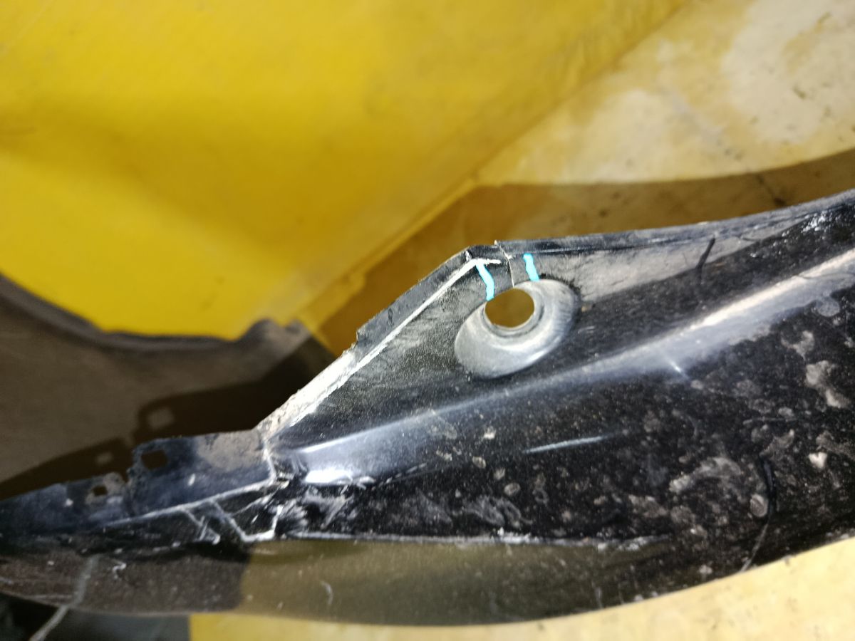 Бампер 52159-47050 на Toyota Prius ZVW30 Фото 3