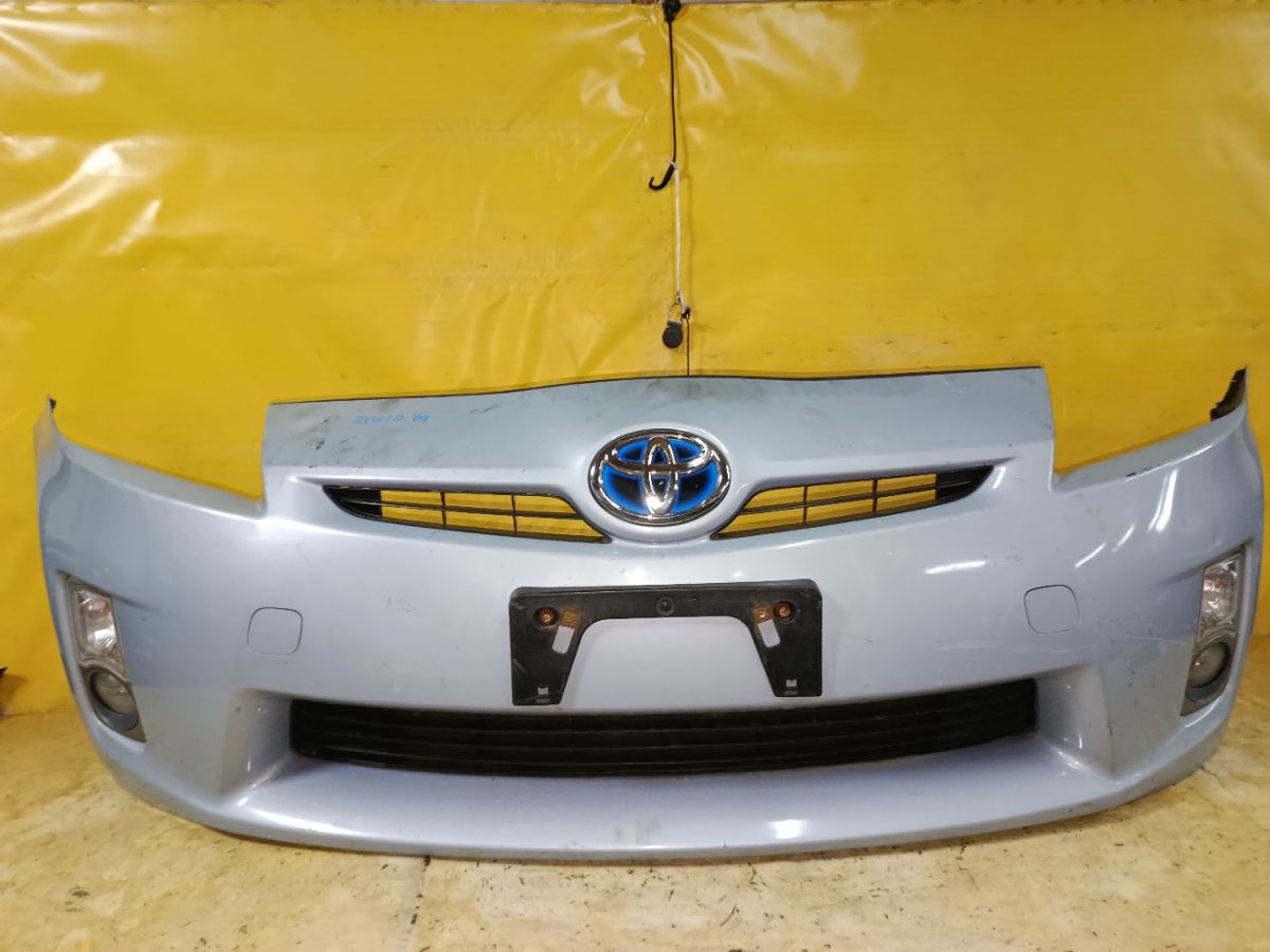 Бампер на Toyota Prius ZVW30 Фото 1