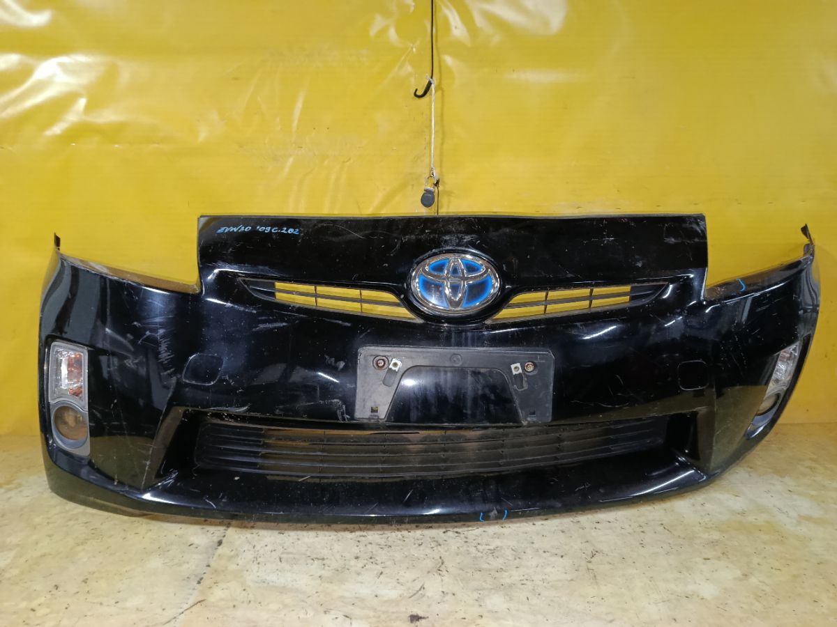 Бампер на Toyota Prius ZVW30 Фото 1