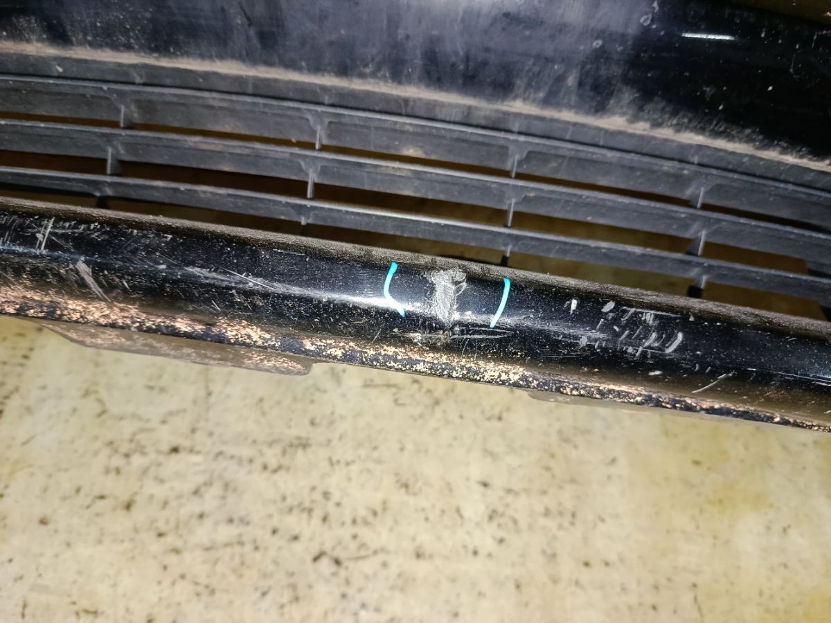 Бампер на Toyota Prius ZVW30 Фото 7