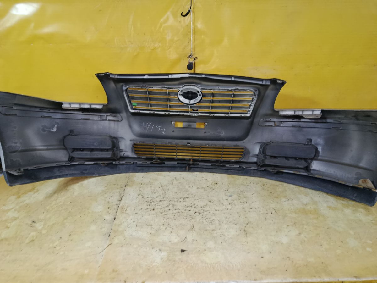 Бампер 52119-05160 на Toyota Avensis AZT250 Фото 6