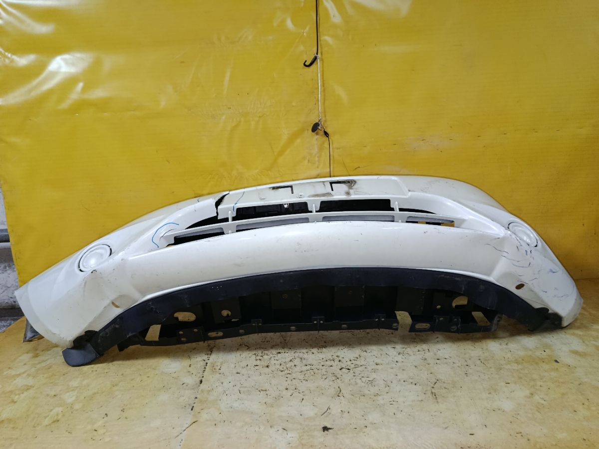 Бампер на Nissan Note E12 Фото 6