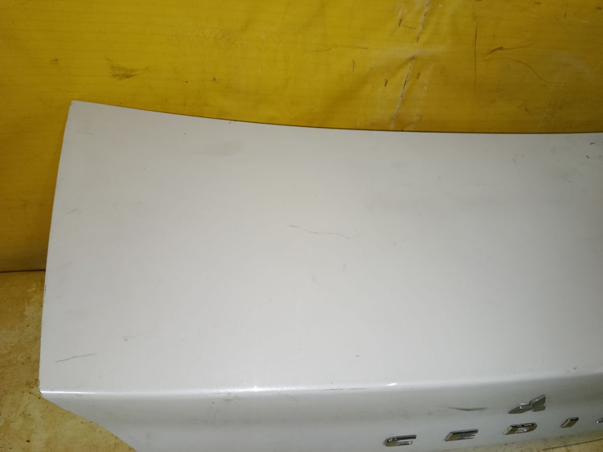 Крышка багажника на Mitsubishi Lancer Cedia CS2A Фото 7